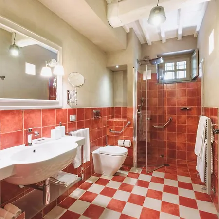 Apartment New Fine House With Newly Built Garden Marina di Pietrasanta