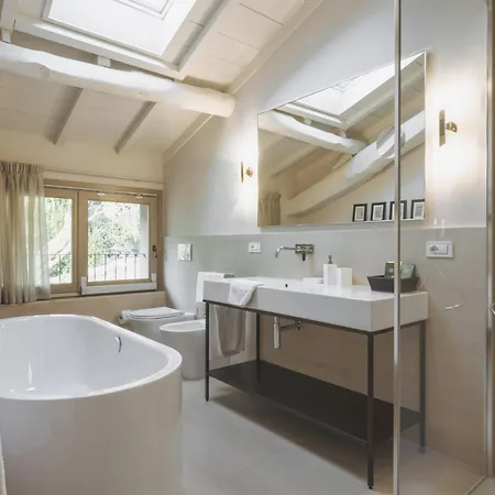 New Fine House With Newly Built Garden Marina di Pietrasanta